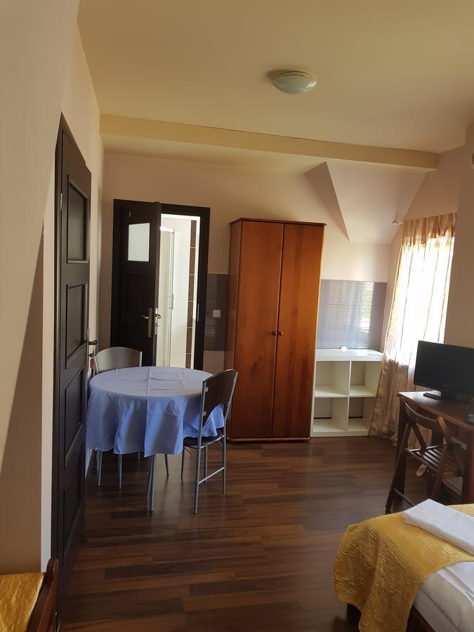 Villa Rosse กดัญสก์ ภายนอก รูปภาพ